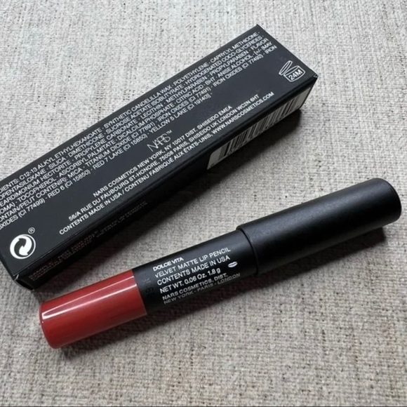 ⭐️3 for $20⭐️ NARS Velvet Matte Lip Pencil Mini - Picture 4 of 6